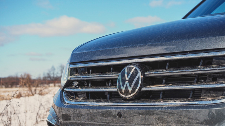 2023 Volkswagen Tiguan SEL R-Line