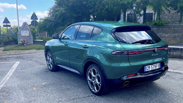Rear view of 2024 Alfa Romeo Tonale
