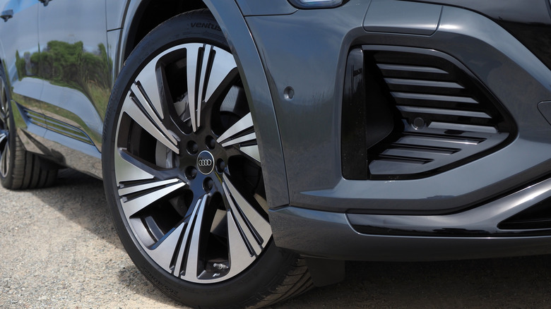 2024 Audi Q8 e-tron Sportback