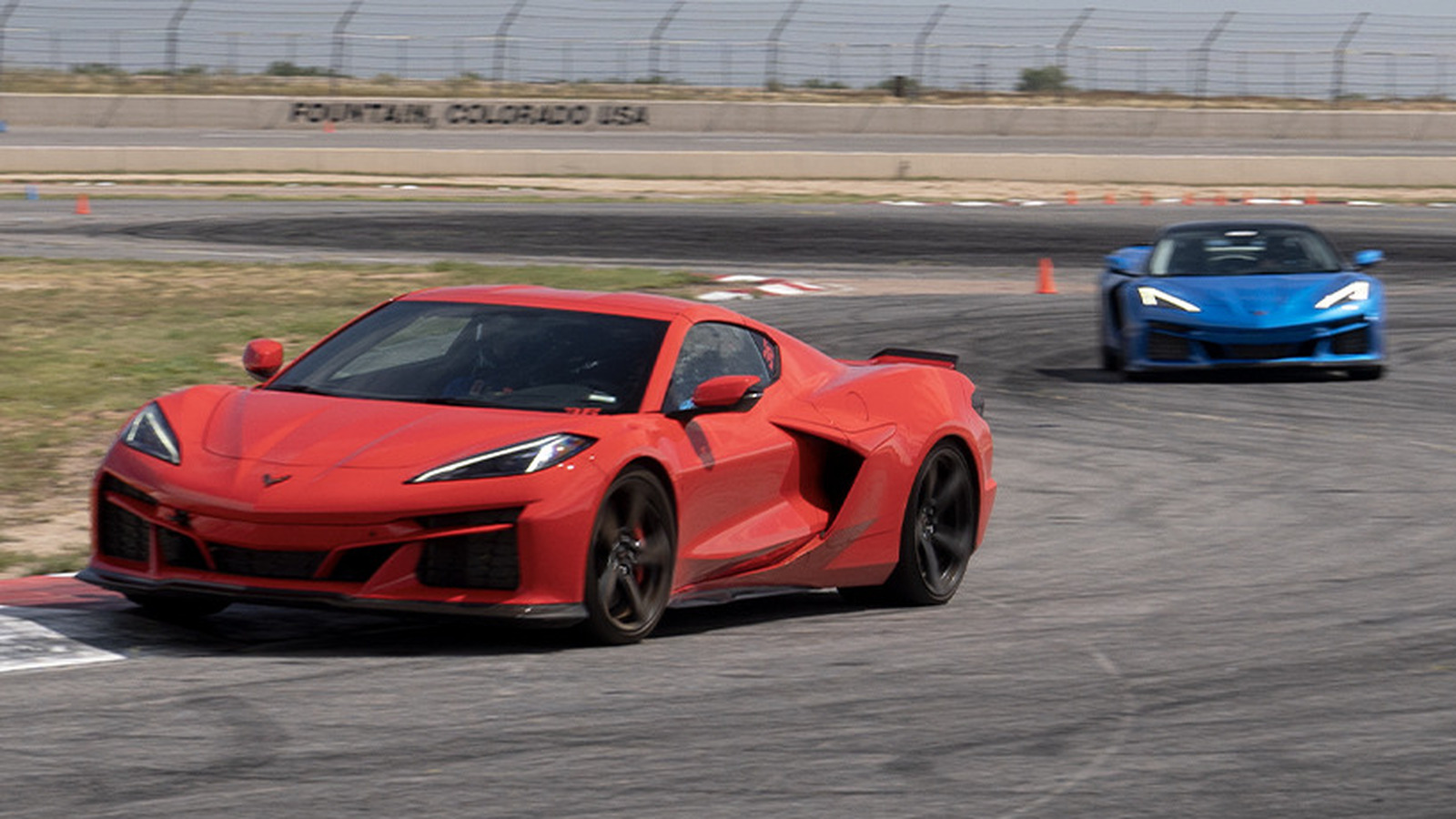 Z06-Beating Hybrid بیش از سرعت را ارائه می دهد