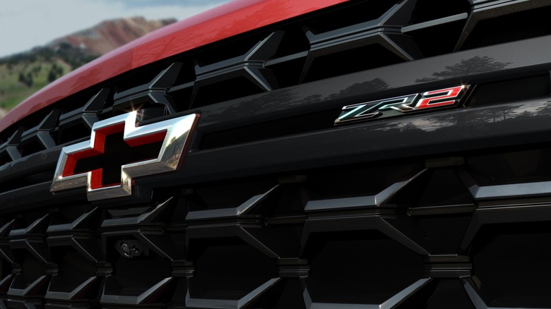 ZR2 badge