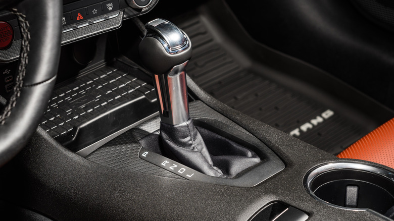2024 Ford Mustang automatic transmission shifter