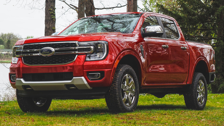 2024 Ford Ranger parked front end