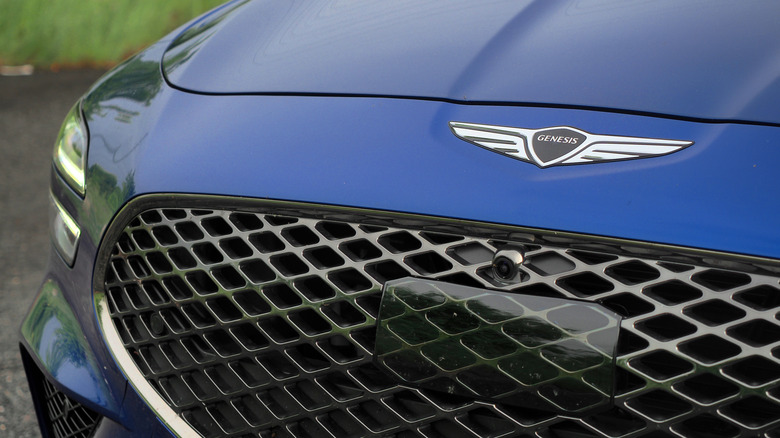 2024 Genesis G70 grille