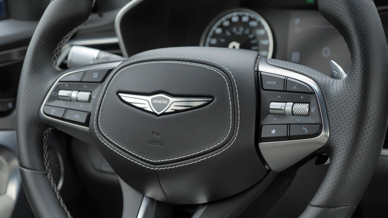 2024 Genesis G70 steering wheel