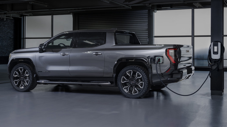 2024 GMC Sierra EV Denali Edition 1