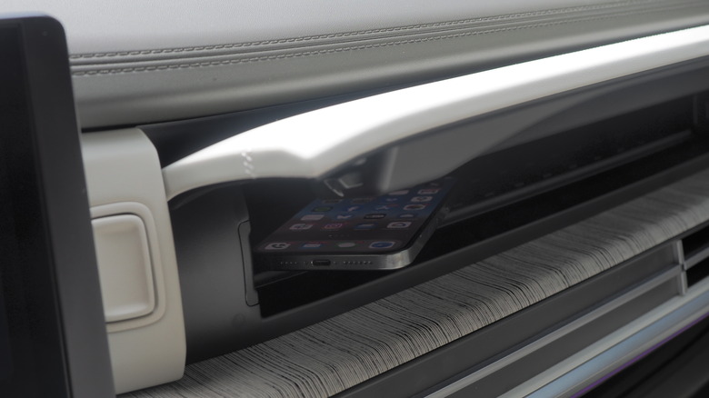 Phone in UV-C glovebox