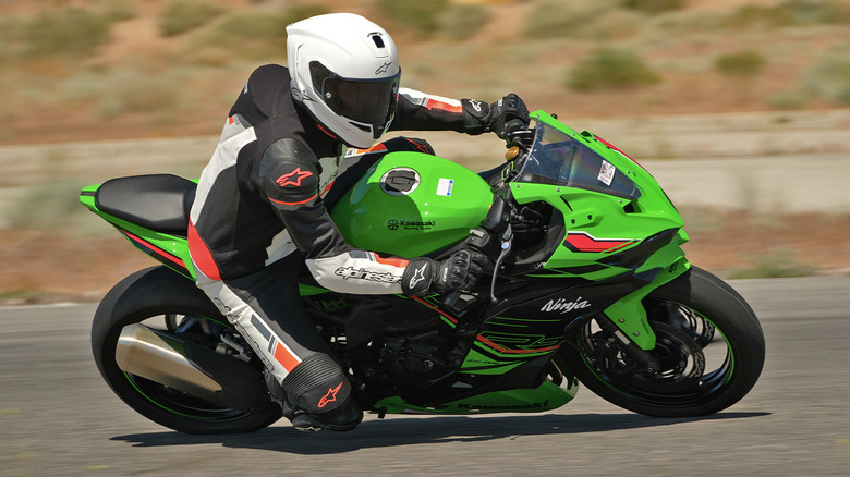 2024 Kawasaki Ninja ZX-4RR cornering at Streets of Willow