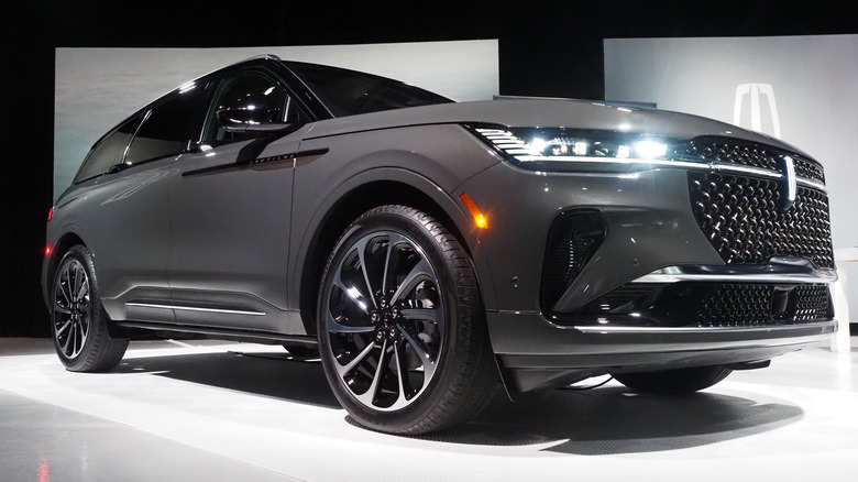 2024 Lincoln Nautilus Black Label