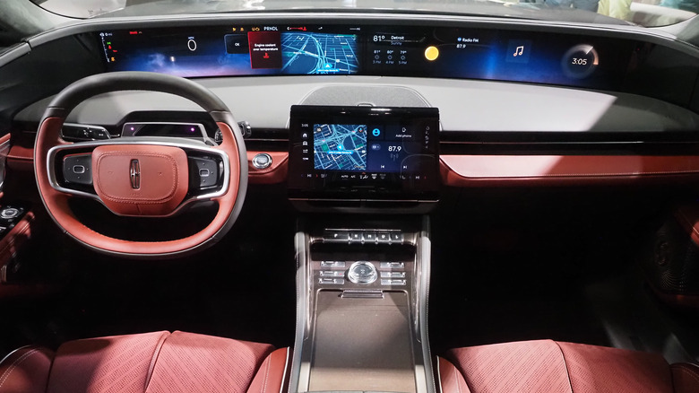 2024 Lincoln Nautilus dashboard