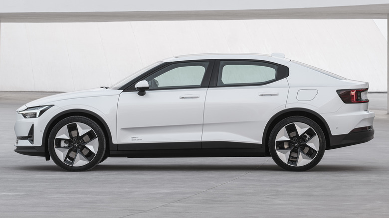 2024 Polestar 2 side view 