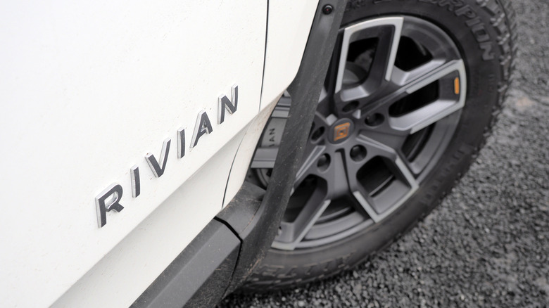 2024 Rivian R1T Dual-Motor