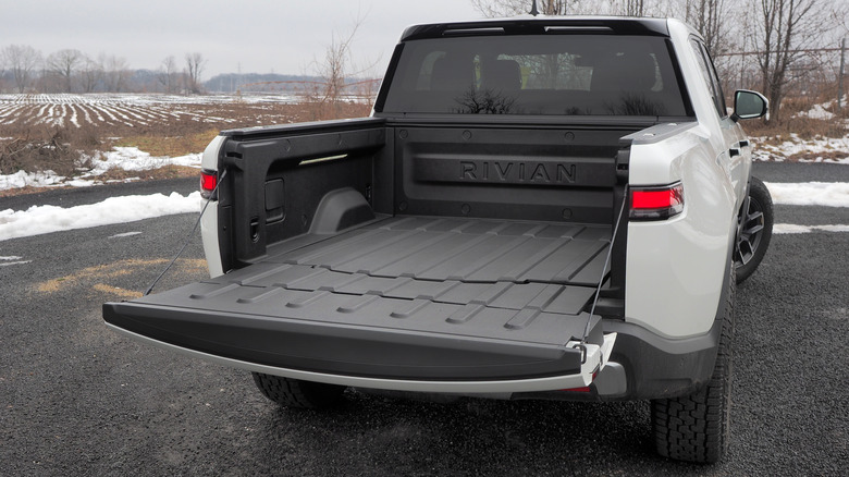 2024 Rivian R1T Dual-Motor