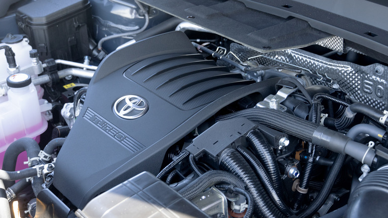 2024 Toyota Grand Highlander engine bay