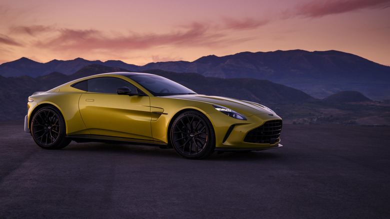 Aston Martin 2025 Vantage