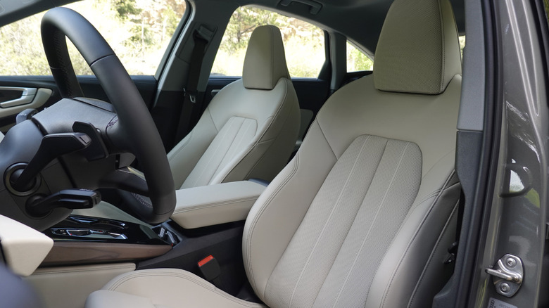 2025 Audi A5 front seats