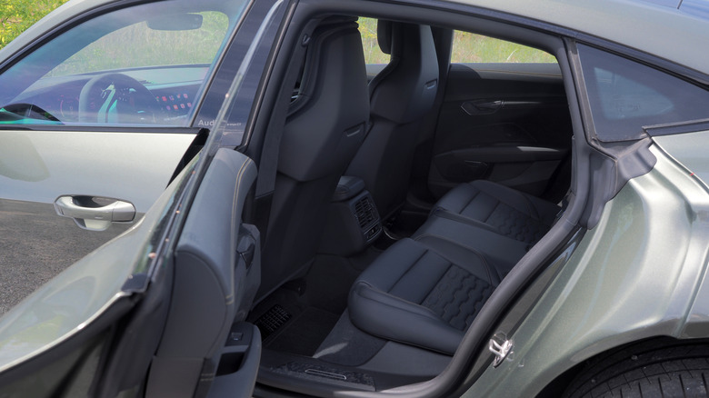 2025 Audi RS e-tron GT Performance rear seats
