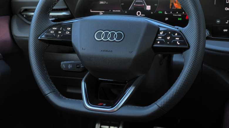 2025 Audi SQ5 steering wheel with S logo