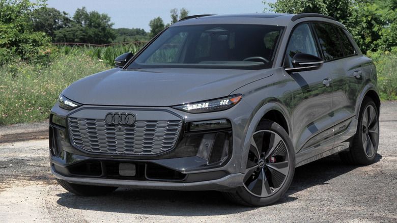 2025 Audi SQ6 e-tron