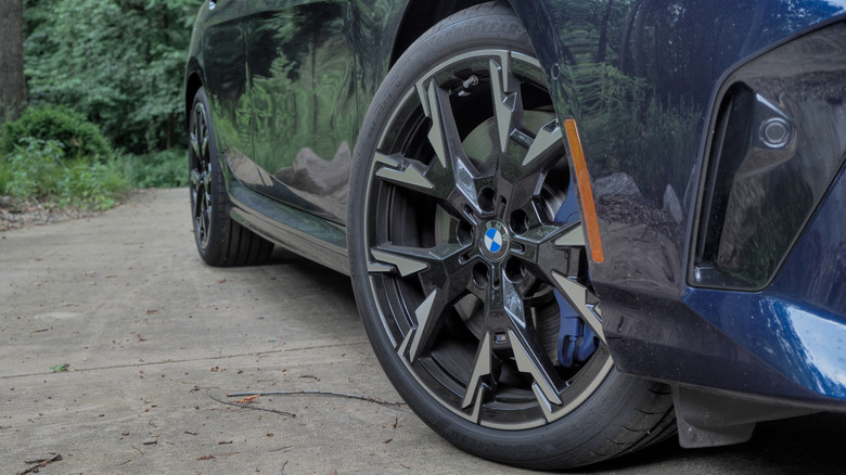 2025 BMW 228 xDrive Gran Coupe front wheel