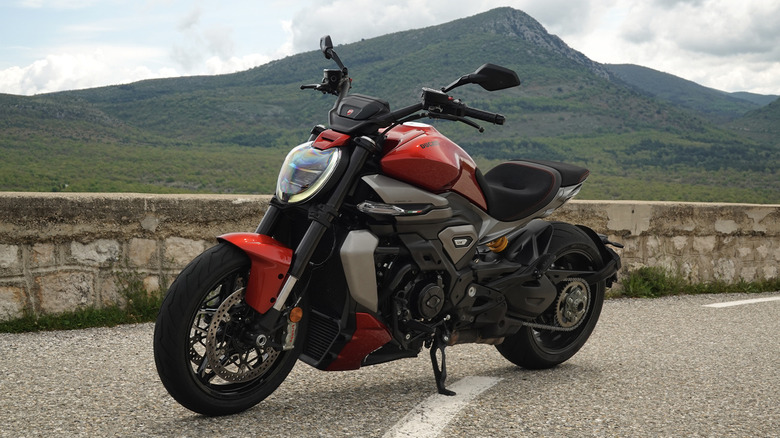 2025 Ducati XDiavel V4 on a road in the Cote d'Azur