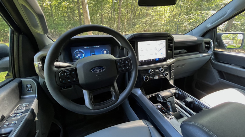 Lightning interior detrail