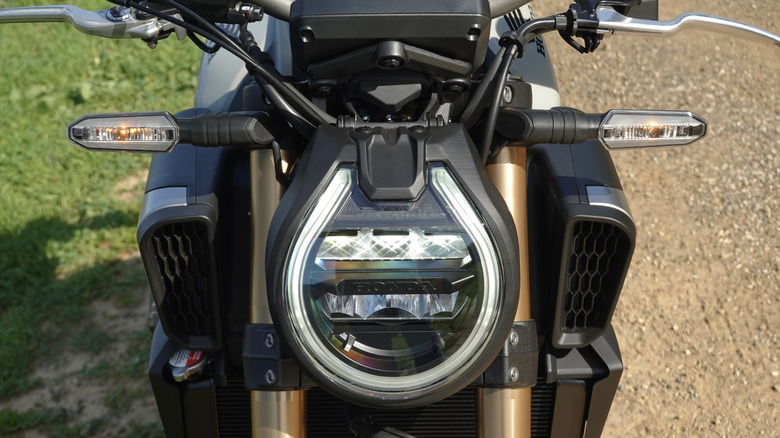2025 Honda CB650R E-Clutch headlight detail