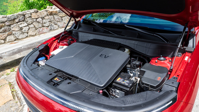 2025 Hyundai Kona Electric N Line engine bay