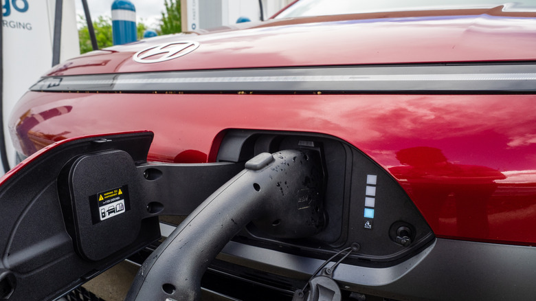 2025 Hyundai Kona Electric N Line charging