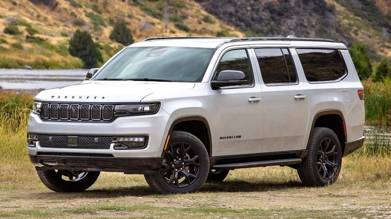 A shot of the 2025 Jeep Wagoneer