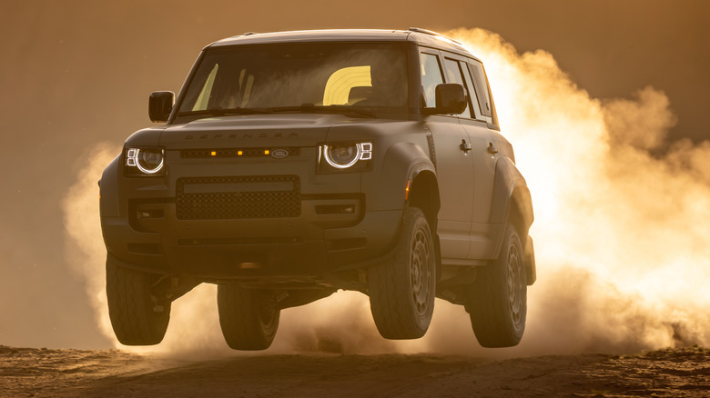 2025 Land Rover Defender Octa