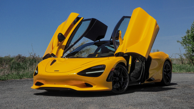 2025 McLaren 750S front 3/4 view with both doors open