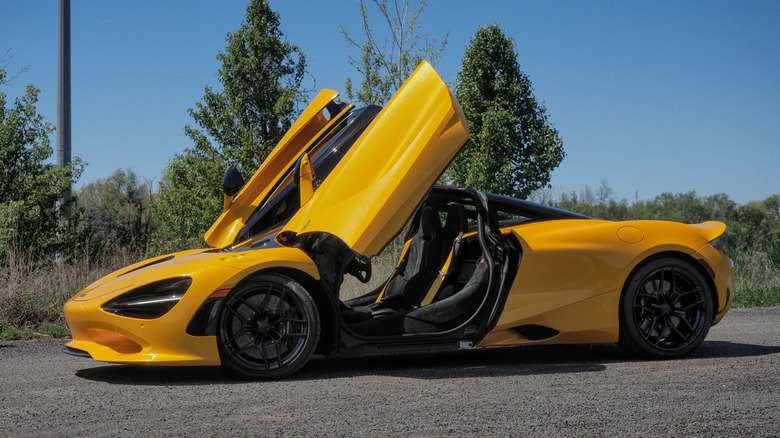 2025 McLaren 750S side view with doors open