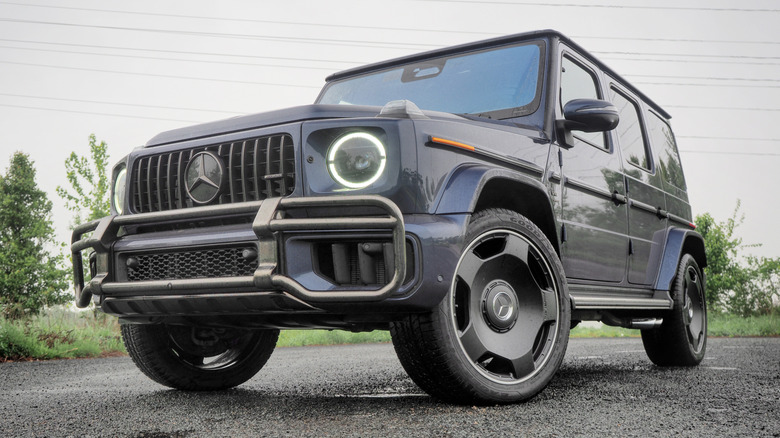 2025 Mercedes-AMG G 63 front 3/4 view