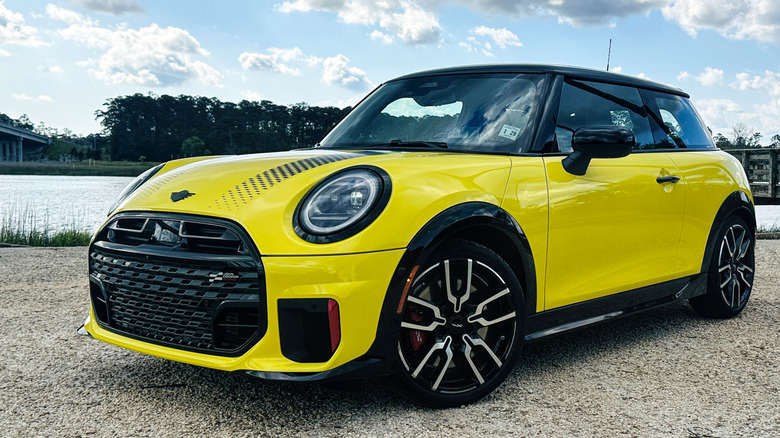 2025 Mini Cooper JCW