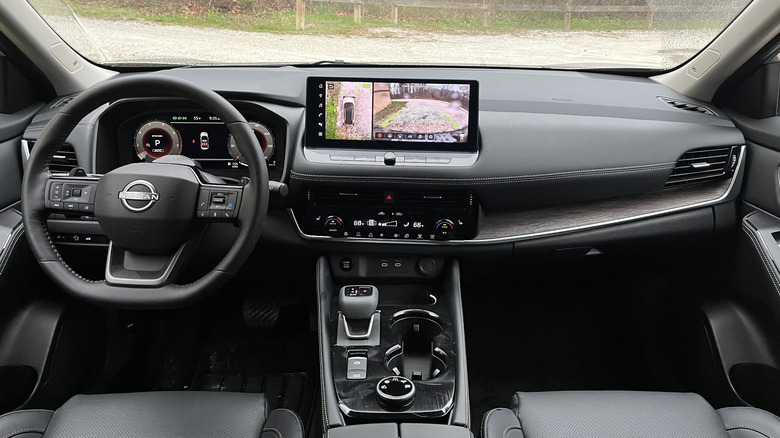 Nissan Rogue interior view