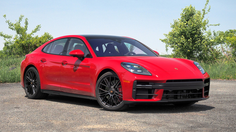 2025 Porsche Panamera GTS