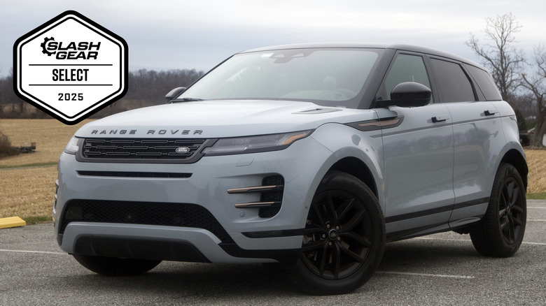 Front 3/4 view Range Rover Evoque