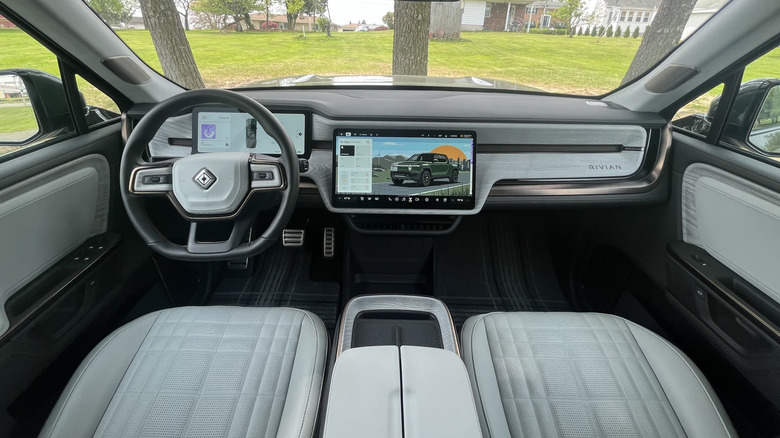 Rivian R1T interior