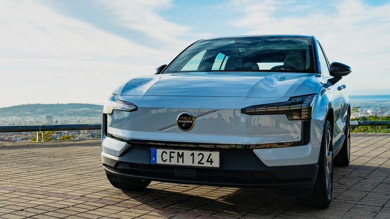2025 Volvo EX30