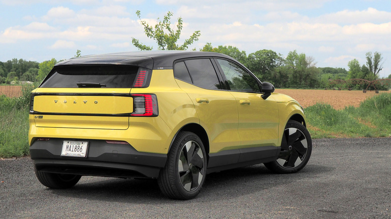 2025 Volvo EX30 rear 3/4