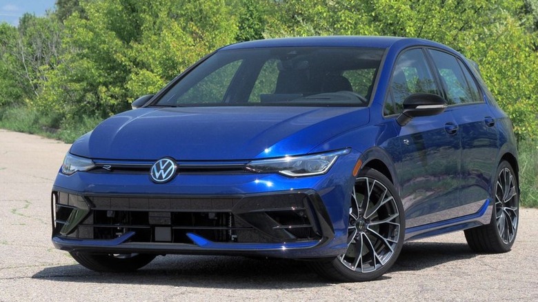 2025 VW Golf R