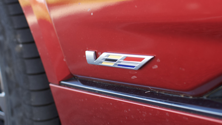 Cadillac V-Series badge