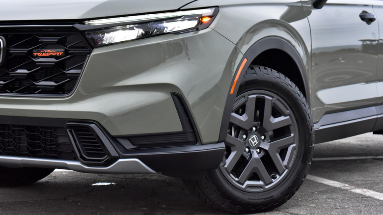 2026 Honda CR-V TrailSport Hybrid front end.