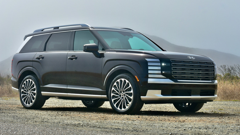 2026 Hyundai Palisade front quarter view.