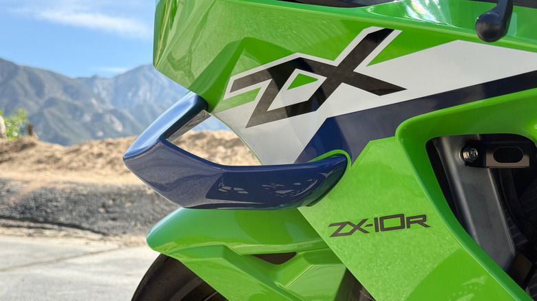 2026 Kawasaki Ninja ZX-10R front winglet