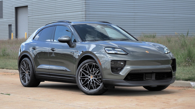 2026 Porsche Macan 4S Electric