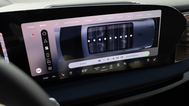 2027 Audi Q9 electrochromatic roof touchscreen controls