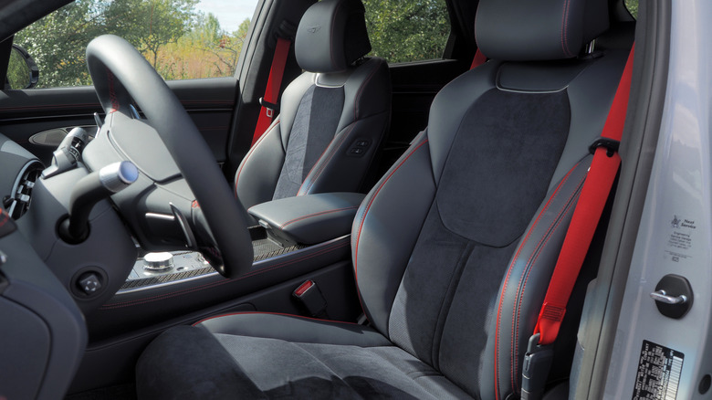 2026 Genesis GV70 front cabin