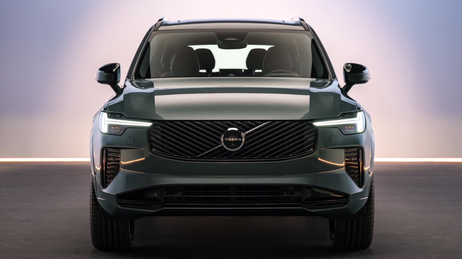 2028 Volvo XC90 T8 PHEV Is Still Secretly Sporty, But Now Gets Double The Electric Range